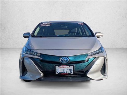 Used 2019 Toyota Prius Prime Plus image 2