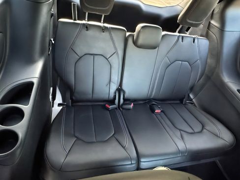 New 2026 Chrysler Voyager LX image 13