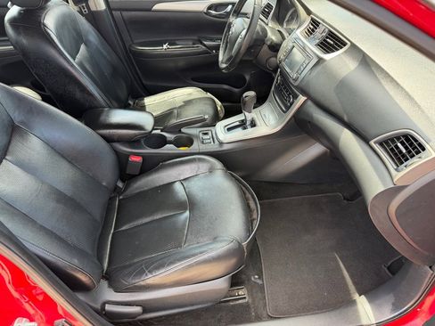 Used 2015 Nissan Sentra SR w/ SR Premium Package FWD image 10