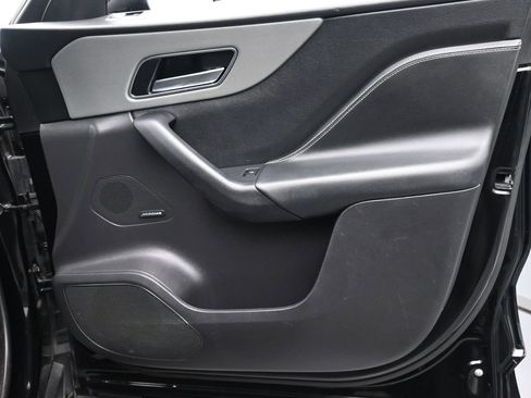 Used 2020 Jaguar F-PACE S image 25