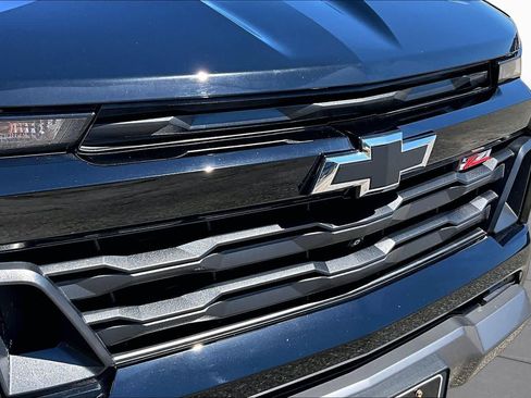 Used 2023 Chevrolet Colorado Z71 w/ Z71 Convenience Package 2 AWD/4WD image 31