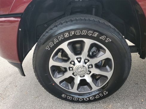 Used 2024 RAM 2500 Limited image 9