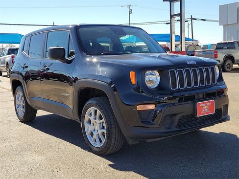 Used 2023 Jeep Renegade Latitude image 6