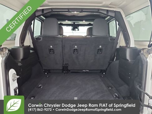 Certified 2025 Jeep Wrangler Unlimited Sahara AWD/4WD image 31