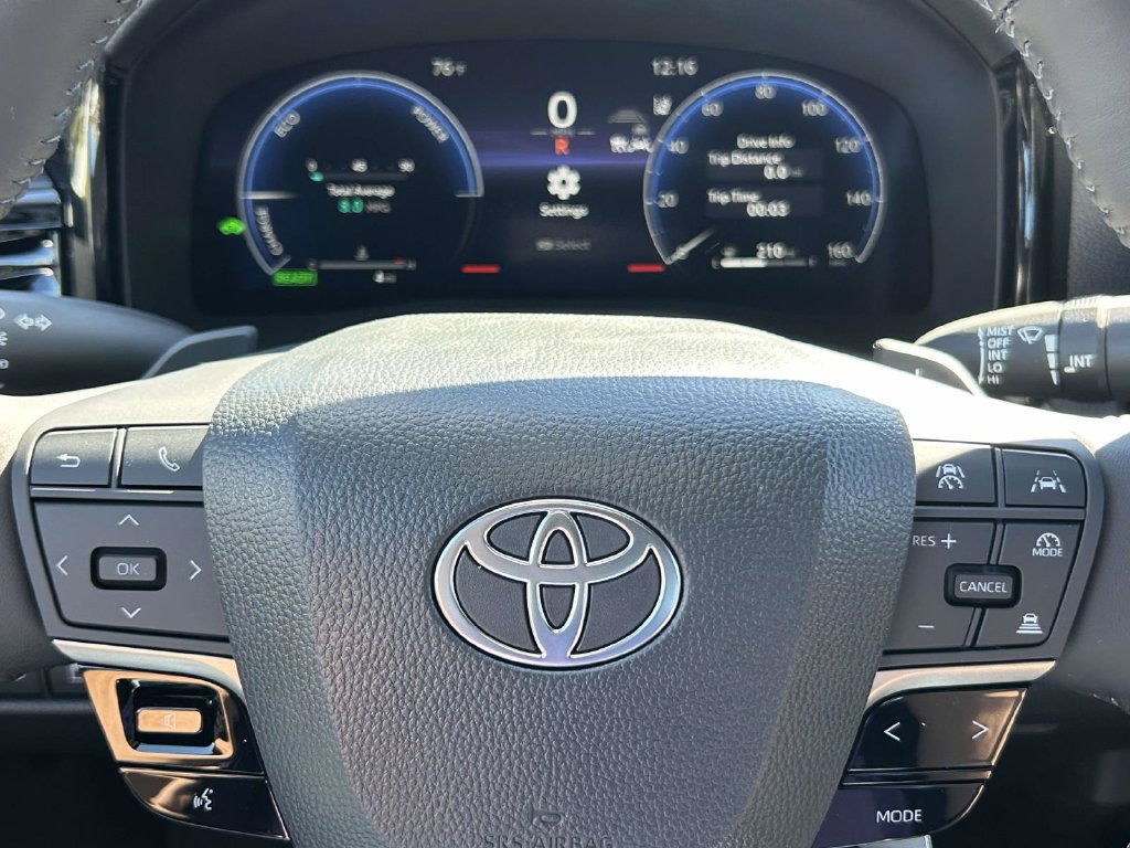 New 2027 Toyota Camry XSE FWD image 27