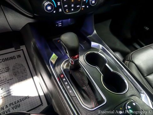 Certified 2023 Chevrolet Traverse RS image 32