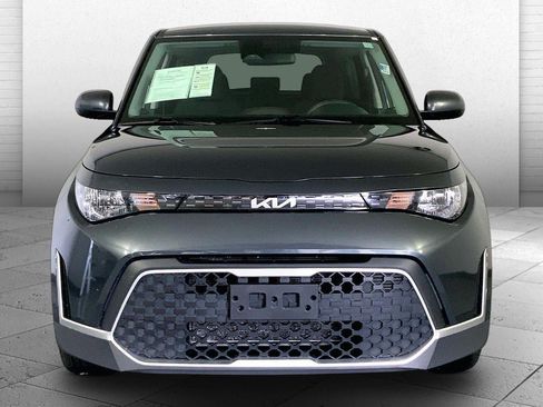 Certified 2025 Kia Soul LX w/ LX Technology Package FWD image 2