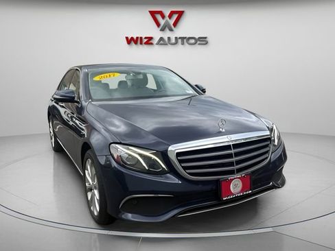 Used 2017 Mercedes-Benz E 300 4MATIC image 7