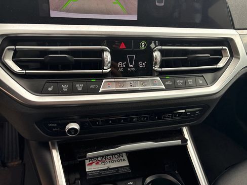 Used 2020 BMW 330i xDrive Sedan w/ Convenience Package AWD/4WD image 17