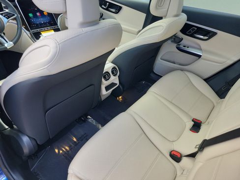 Certified 2026 Mercedes-Benz GLC 300 4MATIC image 8