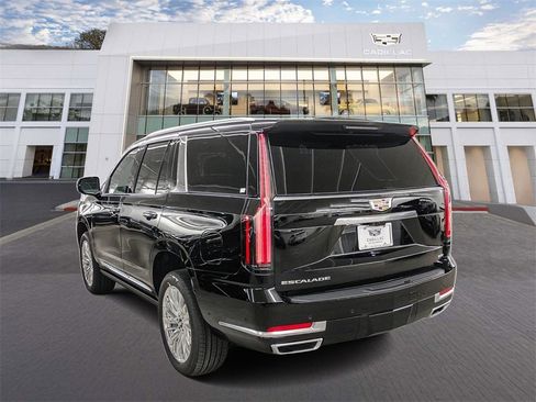 New 2026 Cadillac Escalade Luxury image 4