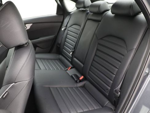 Used 2024 Kia Forte GT-Line w/ GT-Line Premium Package image 12