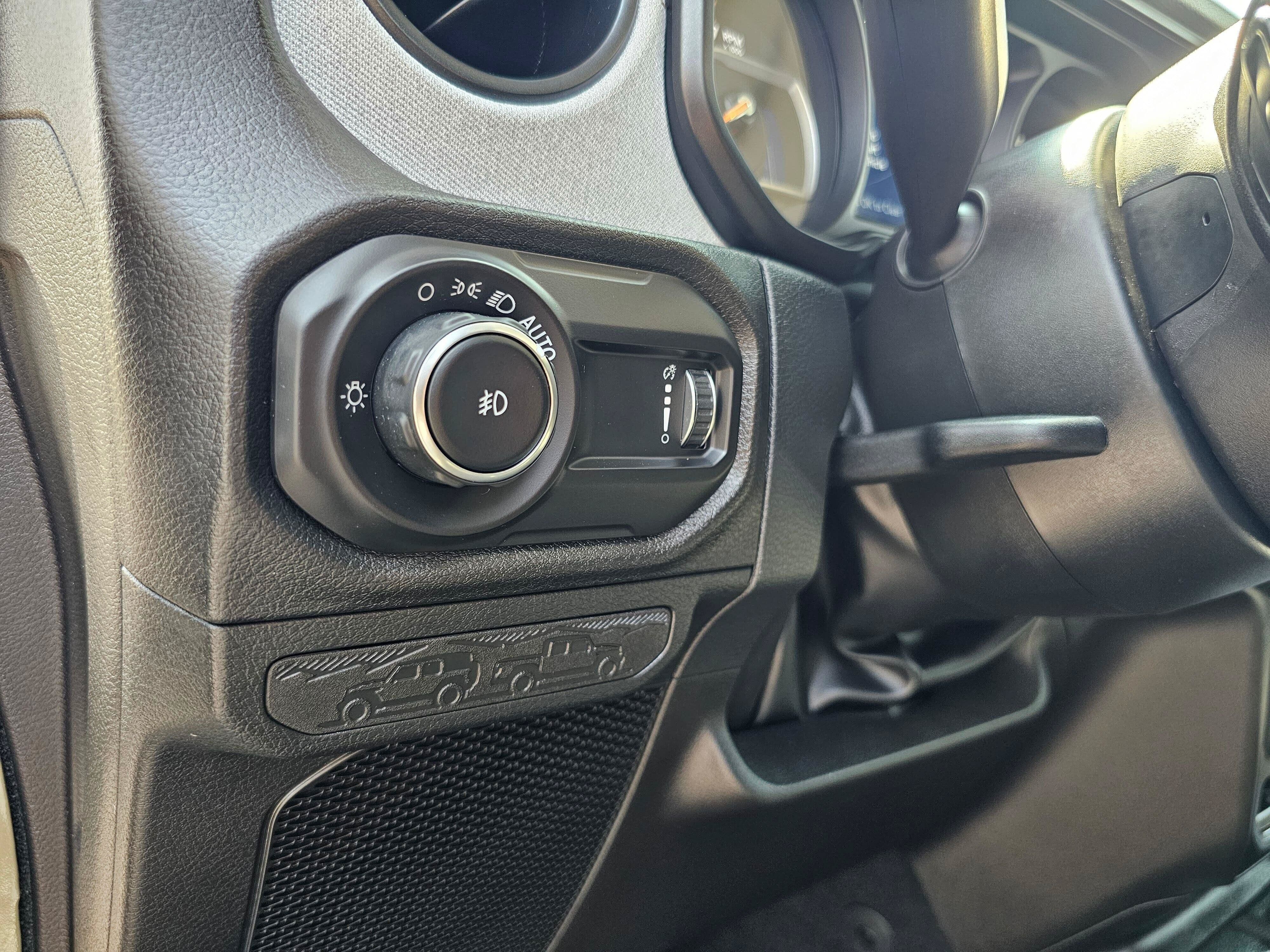 Used 2025 Jeep Wrangler Sport AWD/4WD image 47