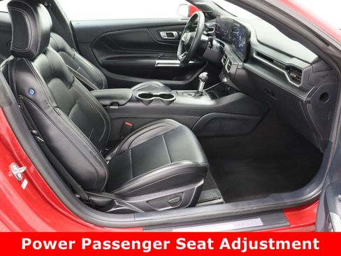 Used 2024 Ford Mustang Premium image 30
