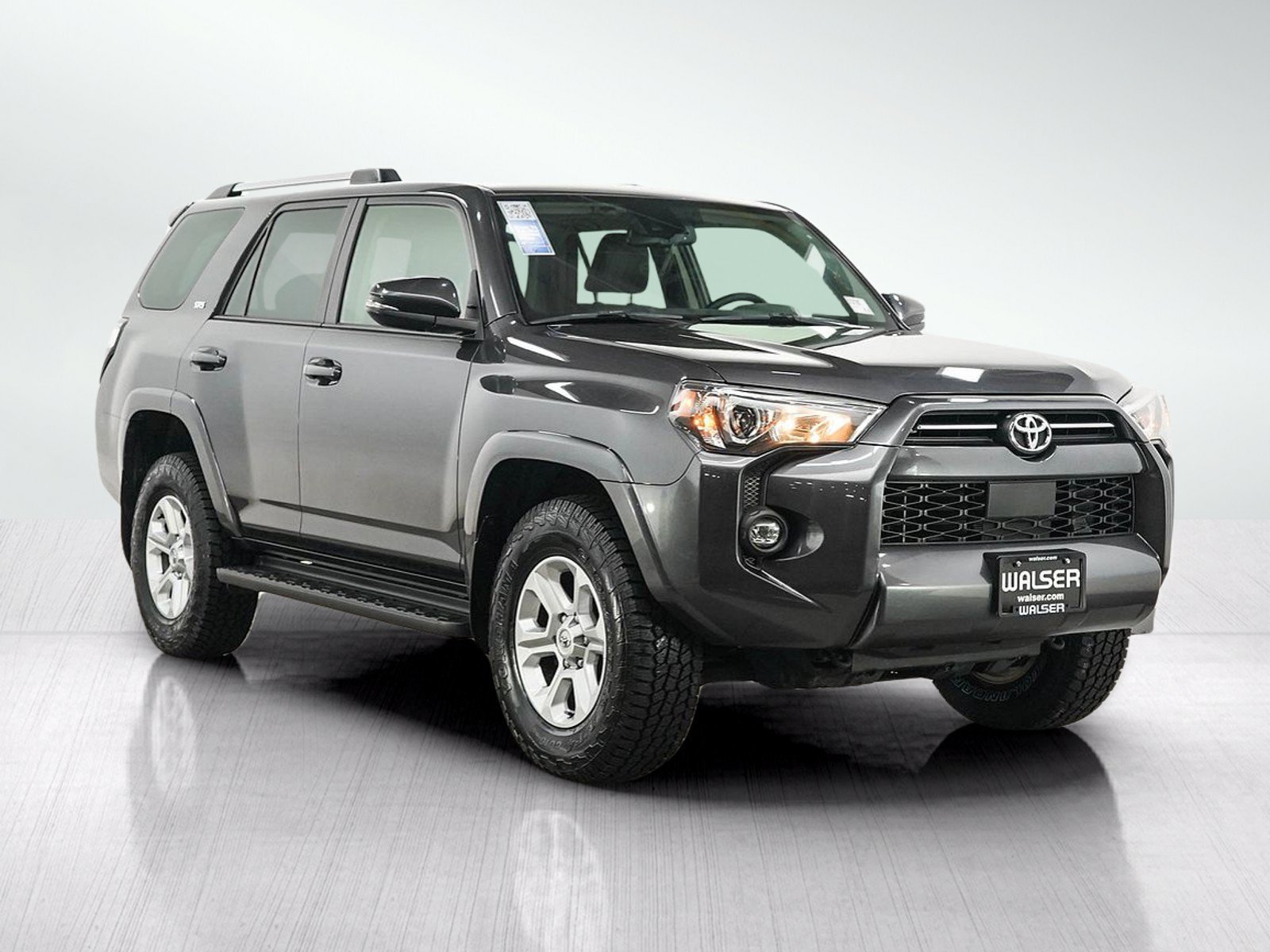 Used 2022 Toyota 4Runner SR5 Premium AWD/4WD image 7