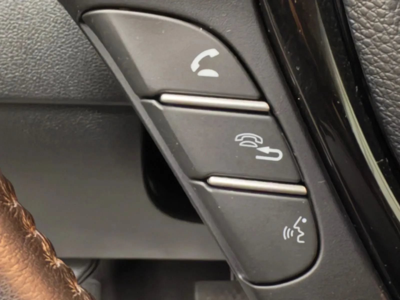 Used 2016 Honda Pilot Touring image 39
