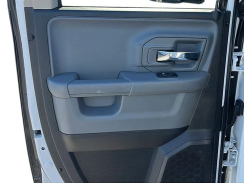 Used 2014 RAM 1500 Classic SLT image 23