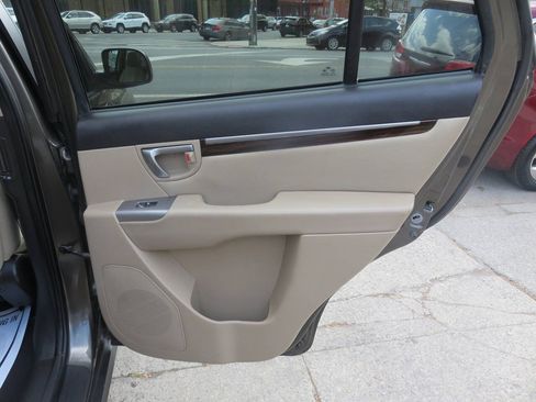 Used 2012 Hyundai Santa Fe GLS FWD image 34