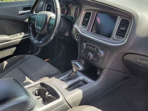 Used 2022 Dodge Charger SXT w/ Cold Weather Package AWD/4WD image 10