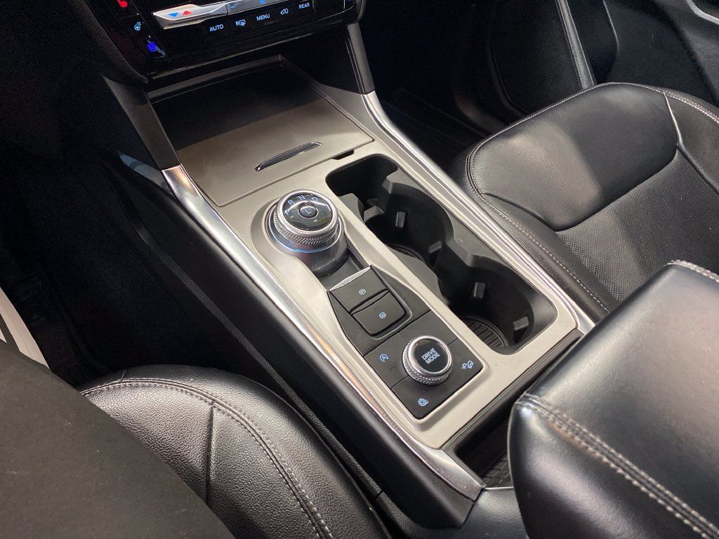 Used 2021 Ford Explorer Limited AWD/4WD image 14