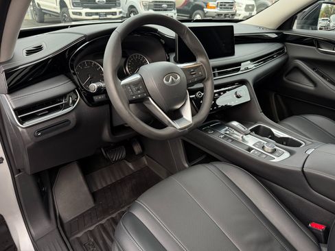Used 2023 INFINITI QX60 Pure image 28