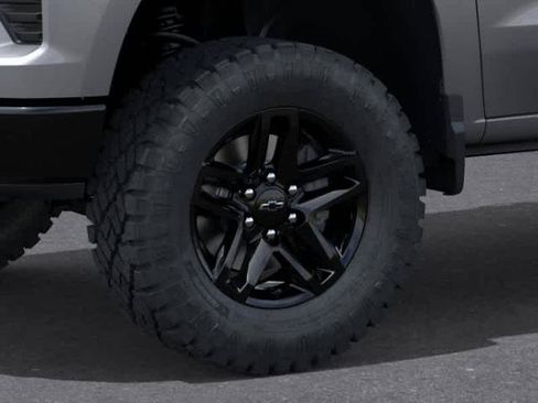 New 2026 Chevrolet Silverado 1500 Custom Trail Boss AWD/4WD image 9