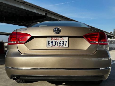 Used 2015 Volkswagen Passat TDI SE image 10