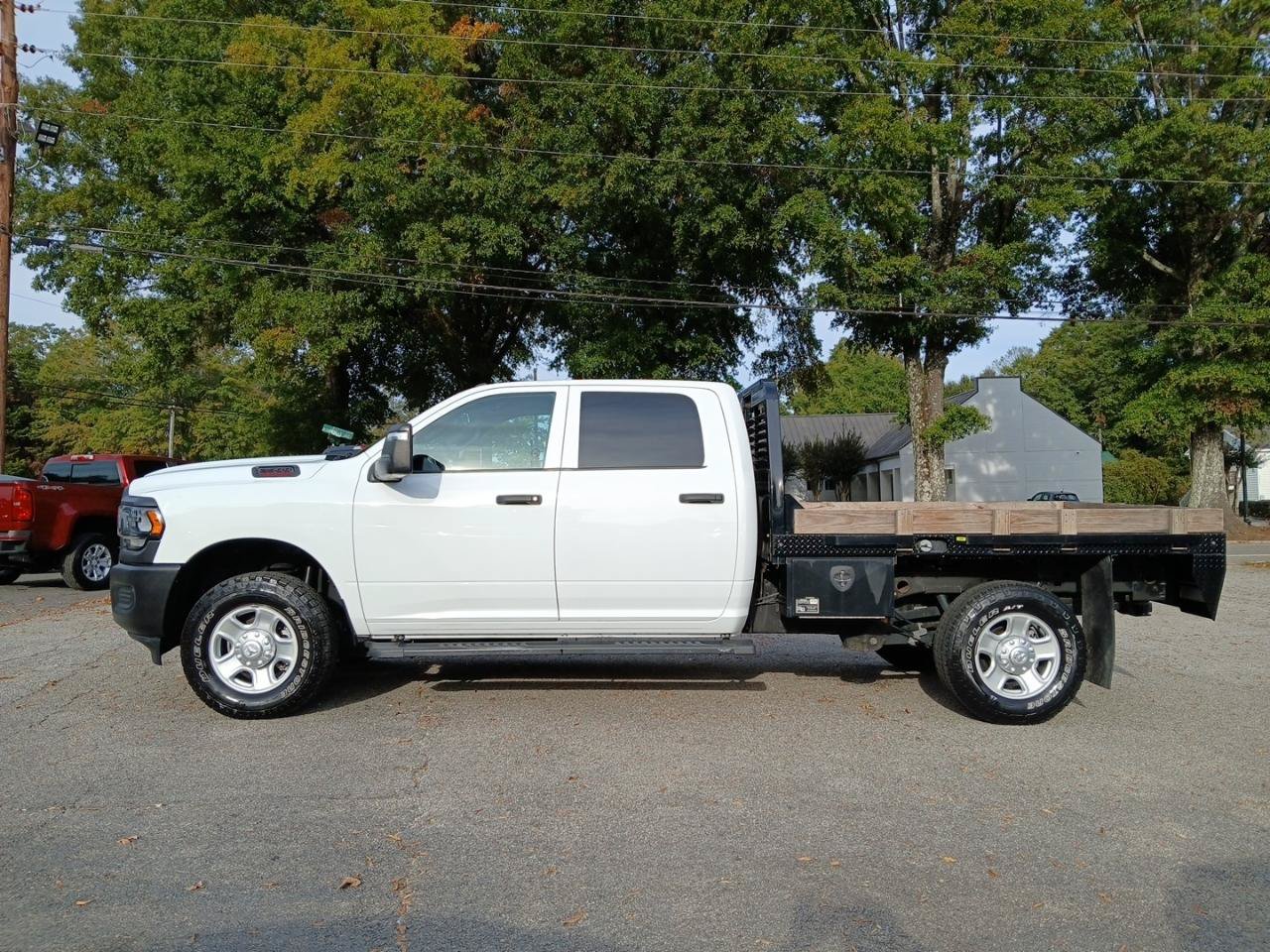 Used 2023 RAM 2500 Tradesman AWD/4WD image 1