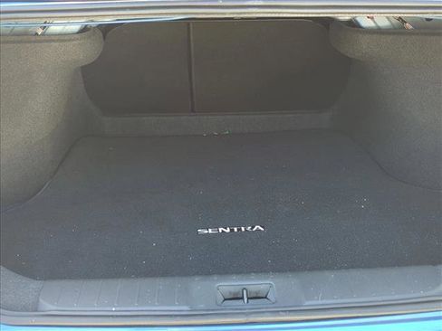 Used 2024 Nissan Sentra SV image 23