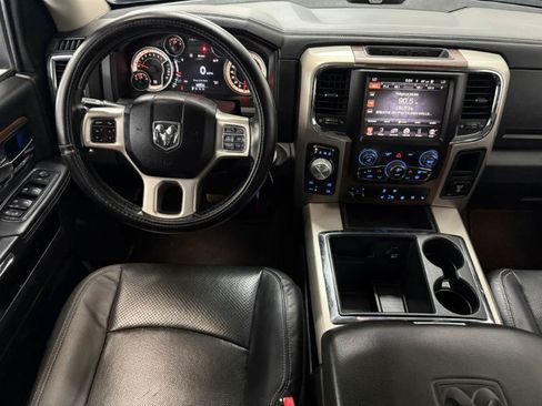 Used 2014 RAM 1500 Laramie AWD/4WD image 11