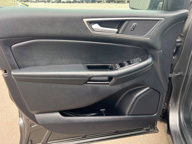 Used 2020 Ford Edge SEL w/ Convenience Package AWD/4WD image 23