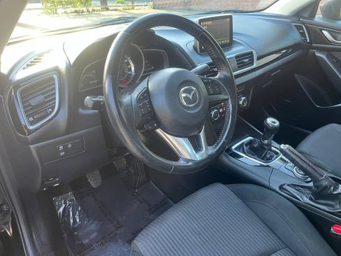 Used 2014 MAZDA MAZDA3 i Touring w/ Technology Package FWD image 9