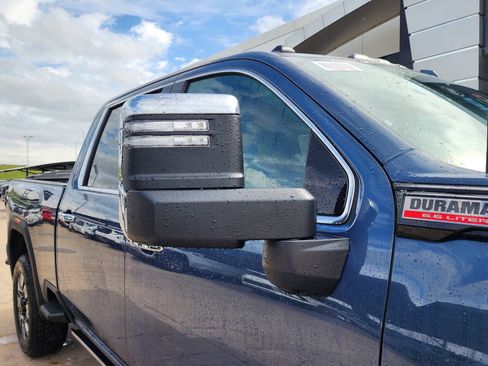 New 2026 GMC Sierra 2500 Denali w/ Denali Reserve Package AWD/4WD image 13