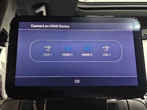 Used 2021 GMC Yukon AT4 w/ AT4 Premium Package image 35