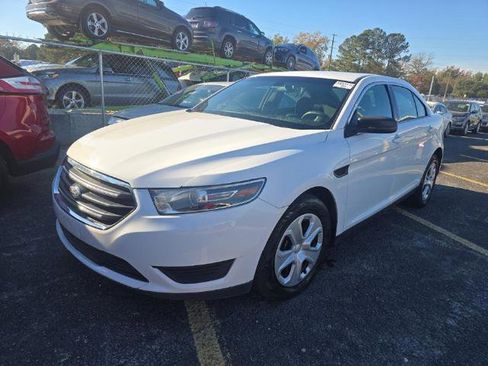 Used 2018 Ford Taurus POLICE image 3