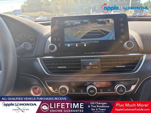Used 2021 Honda Accord LX image 9