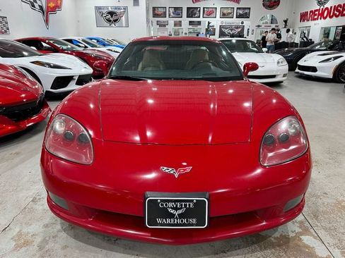 Used 2005 Chevrolet Corvette Coupe w/ Preferred Equipment Group RWD image 23