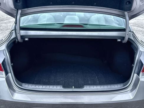 Used 2023 Hyundai Elantra SEL FWD image 25