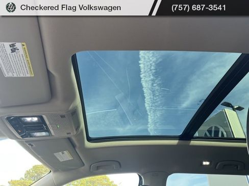 New 2026 Volkswagen Atlas SEL Premium R-Line image 21