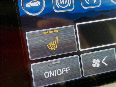 Certified 2024 Subaru Outback Premium image 25