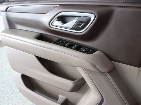 Used 2022 Chevrolet Tahoe LT image 24