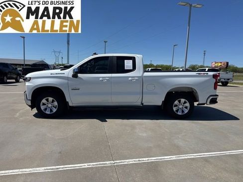 Used 2020 Chevrolet Silverado 1500 LT w/ Texas Edition image 3