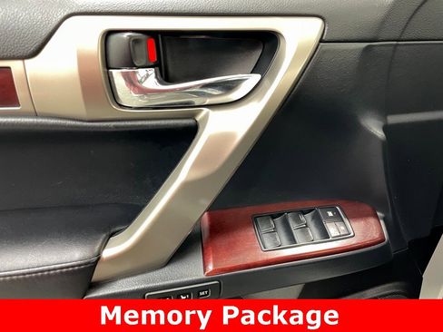 Used 2016 Lexus GX 460 Luxury image 11