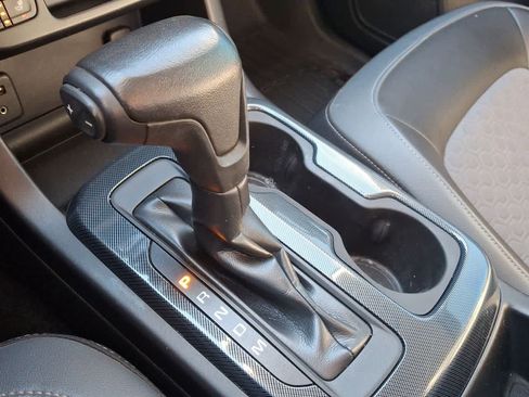 Used 2015 Chevrolet Colorado Z71 image 18