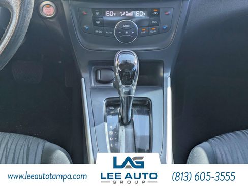 Used 2019 Nissan Sentra SV FWD image 17
