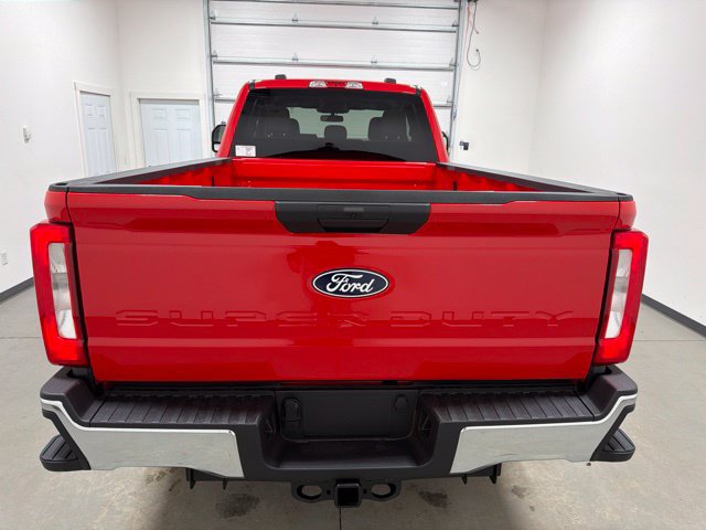 New 2027 Ford F350 XLT w/ FX4 Off-Road Package AWD/4WD image 5