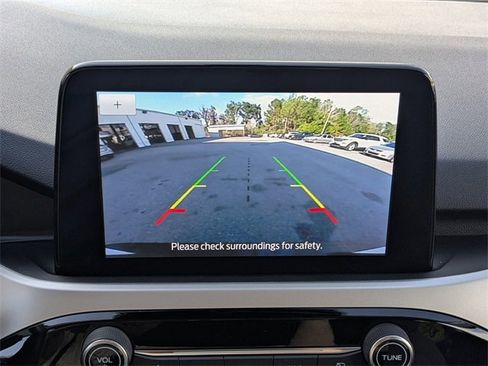 Used 2021 Ford Escape SE image 31