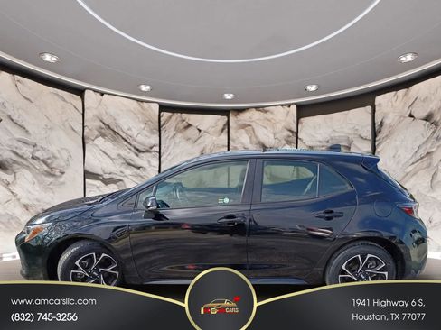 Used 2021 Toyota Corolla SE w/ SE Preferred Package FWD image 13