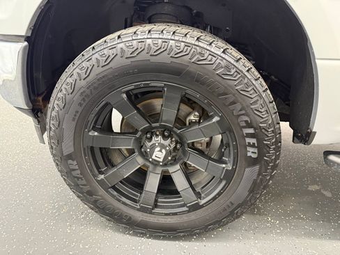 Used 2018 Ford F150 XLT w/ Equipment Group 302A Luxury image 18