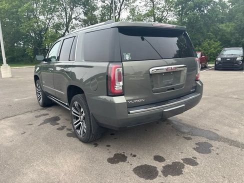 Used 2018 GMC Yukon Denali w/ Denali Ultimate Package AWD/4WD image 12